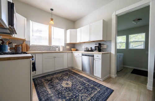 Meridian-Kessler House | Modern 3BR Haven | Near City Hotspots