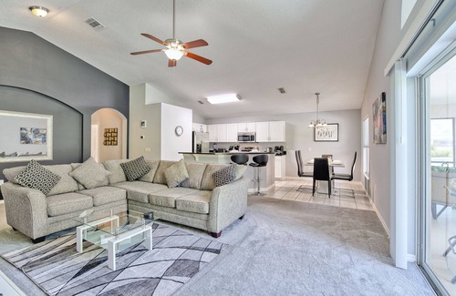 Highgate Park Villa | Modern 4 bed 3 bath villa private pool - with Complimentary Pool Heat