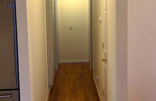 Linden House | Modern 4BR/2BA Apt next to Mall, Resto & Airport!