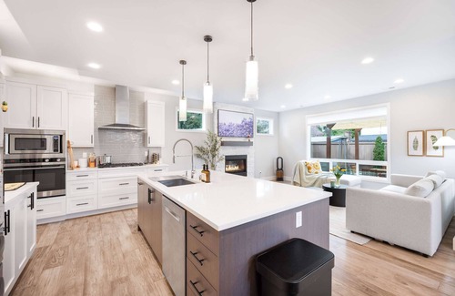 North City House | Modern 4BR Family Oasis: Treehouse Bunk &Game Room