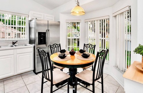 Indian Point House | Modern 4BR Home - Pool Games Room - Near Disney