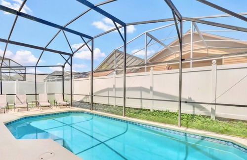 Indian Point House | Modern 4BR Home - Pool Games Room - Near Disney
