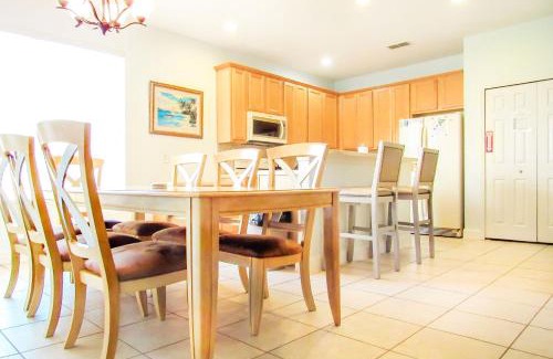 Watersong Villa | Modern 5 Bed4.5 Bath PoolSpa Villa in Watersong