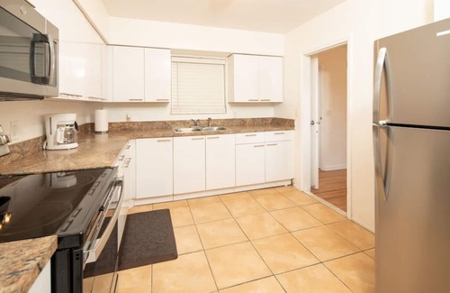 Miami Shores House | Modern 5 Bedroom Miami Home, 15 Min. to the Beach!