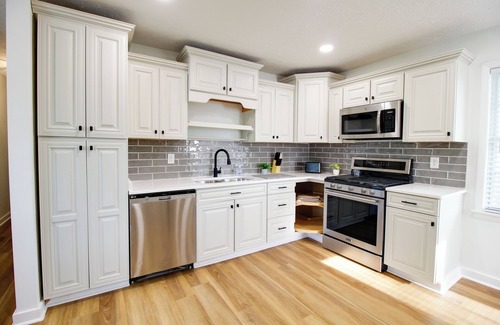 Lynchburg House | Modern 5 BR Retreat Minutes from LU