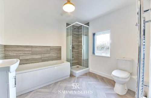 Blyth House | Modern 5BR Contractor Stay - Family & Business - Parking