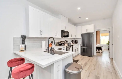 OST - South Union Apartment | Modern 6BR Near NRG-Med Center