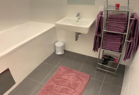 Vienna Apartment | Modern airconditioned city apartment close to VIC