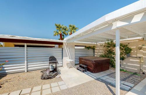 Racquet Club Estates House | Modern Alexander Pool Home Permit# 3961