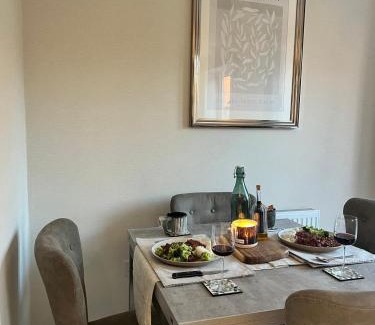Winsford House | Modern and Bright 3BD House