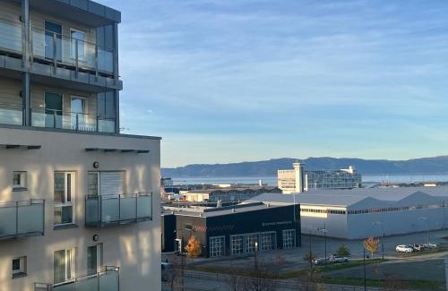 Trondheim Apartment | Modern and central Apartment - Solsiden Trondheim - Up to 6 people