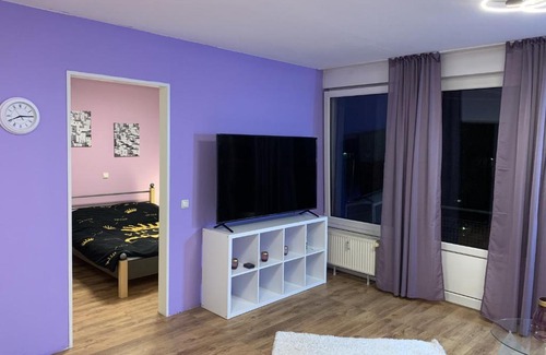 Friesdorf Apartment | Modern and central Apartment, near Rhein, museums & event venues, fully furnished