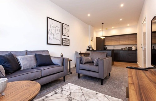 Bolton Apartment | Modern and Cosy 1 Bedroom Apartment in Bolton