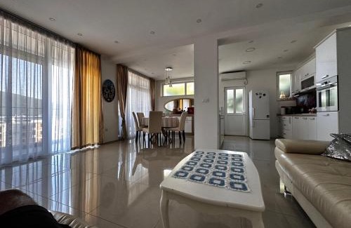 Denovici Apartment | Modern and cosy flat in Kotor Bay