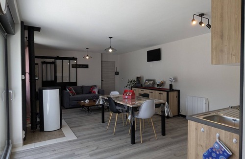 Milly-sur-Bradon Cottage | Modern and Cozy Lodge for 4 in Milly-sur-Bradon
