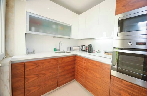 Campo Grande Apartment | Modern and Cozy home at 5km from downtown and 900m from the American embassy