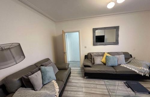 Bangor House | Modern and Luxurious 4 bedroom house