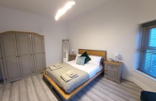 Bangor House | Modern and Luxurious 4 bedroom house