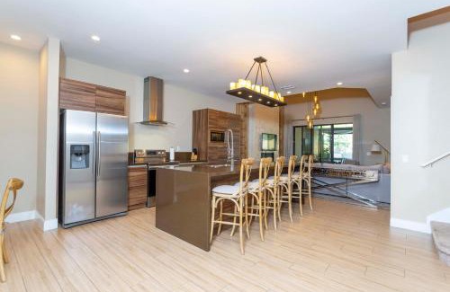 Florida Central Atlantic Coast House | Modern and Luxury 4 suites Villa near Disney 7521