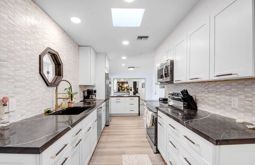 Racquet Club South House | Modern and Model ready stylish 5BR Oasis