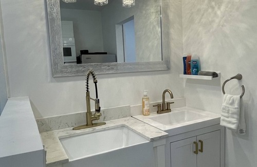 Historic Kailua Village Resort | Modern and Renovated Ocean Front Studio in Kona! Best Location!