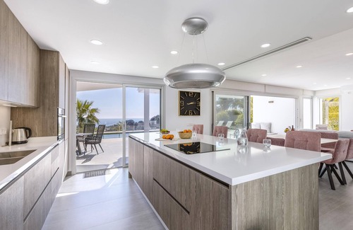 La Sabatera Villa | Modern and romantic villa in Moraira, Costa Blanca, Spain with private pool for 4 persons
