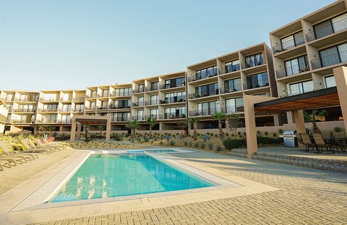 Libertad Apartment | Modern and spacious condo with 3 balconies