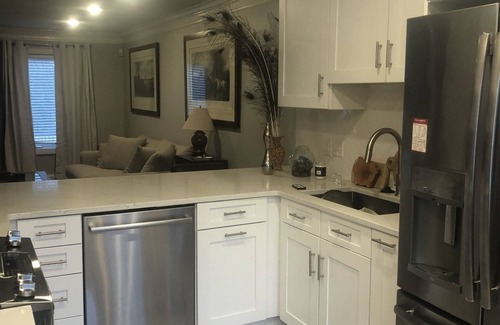 Harleston Village House | Modern and Spacious home with a fantastic, central, downtown location