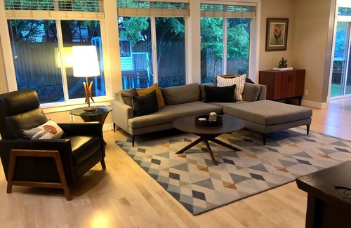 West Salem House | Modern and well appointed home with amazing outdoor space. 10 min from downtown.