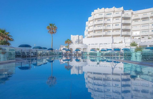 San Miguel de Abona Condo | Modern Apartment in Golf del Sur | Pool Access