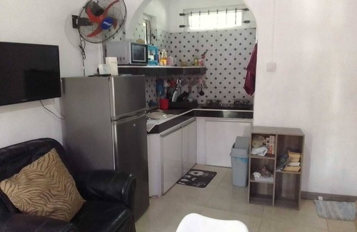 Pointe aux Biches Apartment | Modern apartment with common pool near sandy beach