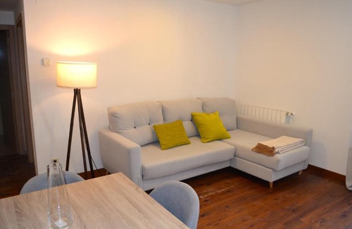 Esterri D'Aneu Apartment | Modern apartament de muntanya amb llar de foc by RURAL D'ÀNEU