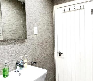Faraday Apartment | Modern Apartment Central London