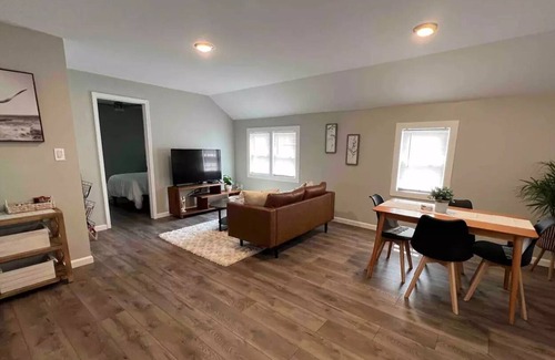 New Bern House | Modern Apartment close to Cherry Point and beaches