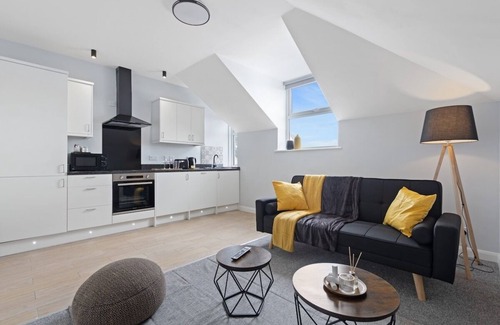 Mapperley Condo | Modern Apartment Double Room Free Parking Suite 10