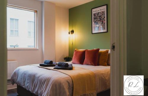 Leicester City Centre Apartment | Modern Apartment, Free Parking & Monthly Savings