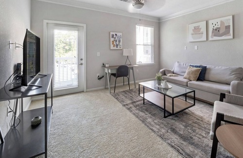 Johns Island Apartment | Modern Apartment in Prime Location (ID9575X97)