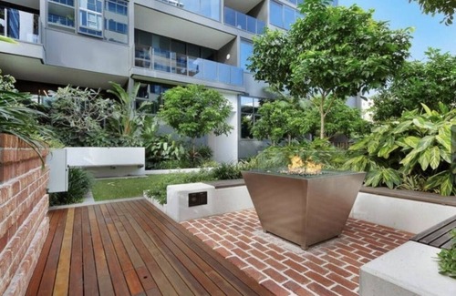 Newstead Apartment | Modern apartment in Brisbane