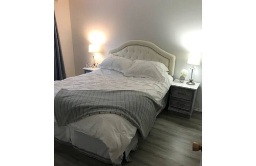 Elora House | Modern Apartment in Elora-1