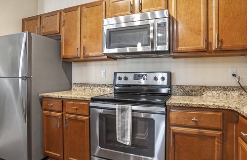 Mint Hill Apartment | Modern Apartment in Prime Location (ID8995X37)