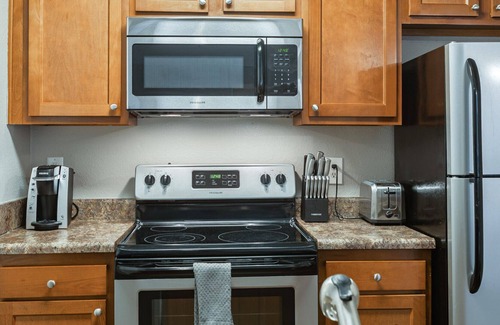 Blue Ash Apartment | Modern Apartment in Prime Location (ID4707X29)