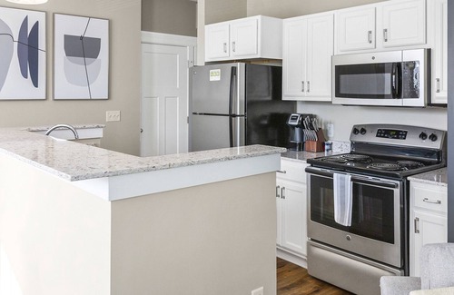 Fishers Apartment | Modern Apartment in Prime Location (ID9437X39)