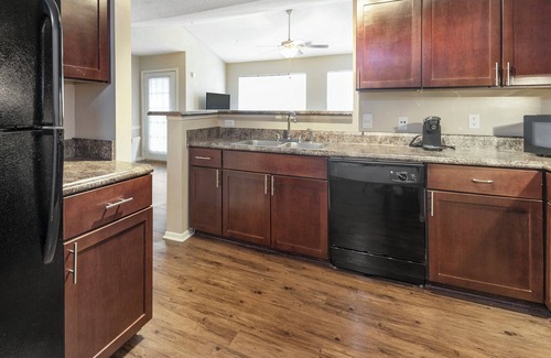 Germantown Apartment | Modern Apartment in Prime Location (ID1278X539)