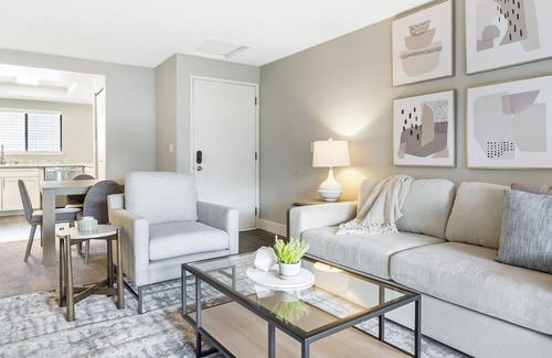 Cascade Apartment | Modern Apartment in Prime Location (ID9454X04)