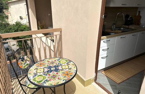 Palermo Apartment | Modern apartment in Rural Place of Palermo with private parking and wallbox