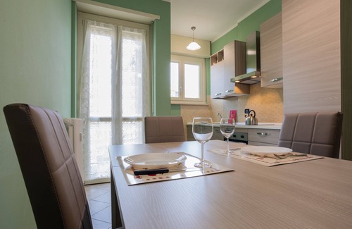 Santa Rita Apartment | Modern Apartment in Santa Rita by Wonderful Italy