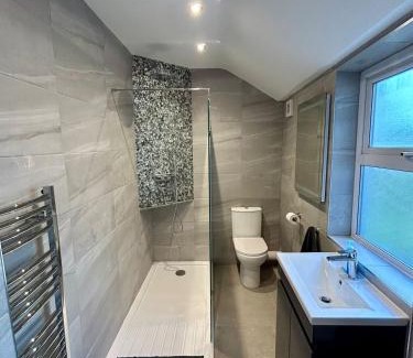 Guildford Apartment | Modern Apartment in the heart of Guildford