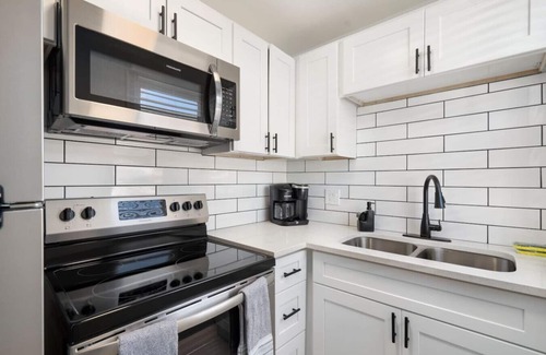 Roosevelt Apartment | Modern Apartment in the Heart of Phoenix (6)