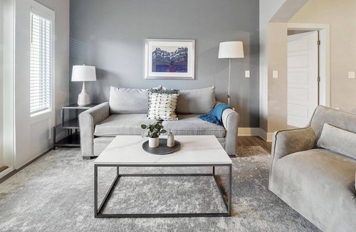 West Ashley Apartment | Modern Apartment in Prime Location (ID3528)