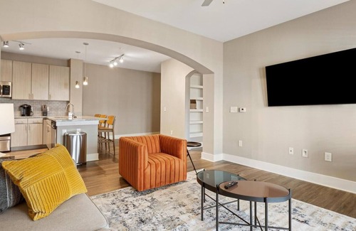 West Ashley Apartment | Modern Apartment in Prime Location (ID3526)